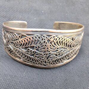 Stunning Silver Bracelet